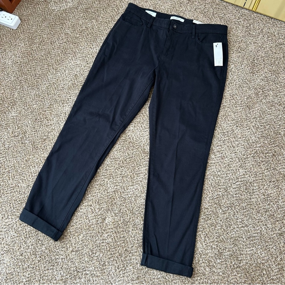 SOLD💗 Liz Clairborne Black City Fit Skinny Leg Style Pants | New with Tags | 10